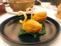 鲍鱼天鹅酥-白天鹅宾馆-宏图府餐厅