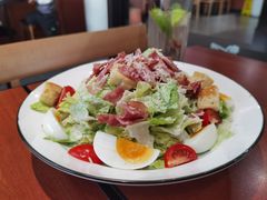 经典凯撒沙拉-魏斯理汉堡(西安沣东吾悦店)