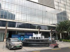 -深圳国际会展中心希尔顿酒店(前海华发冰雪世界店)