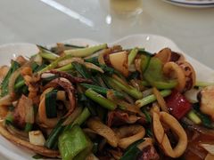 -覃记海鲜美食餐厅