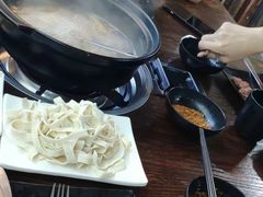 -陆记牛庄·碳锅龙虾烧烤(爱上花园店)