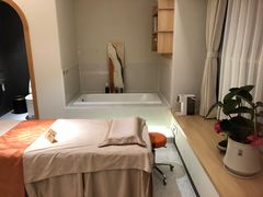 -瑶舍头疗·瑶浴·芳香热石SPA(五洲国际店)