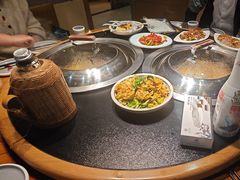 -锅老头海鲜铁锅炖