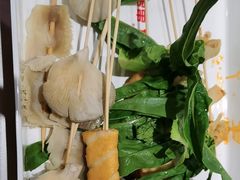 -宏姐串串香(宏伟路店)