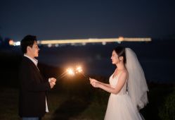 -雪中彩影婚纱摄影·微光艺术中心