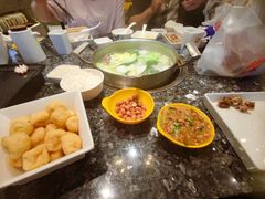 -一席地·本地鸡窝·杭帮鸡火锅(萧山银隆百货店)
