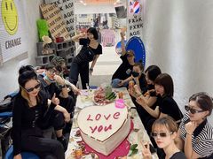 等位区-BONCAKE裱花蛋糕(万象汇店)