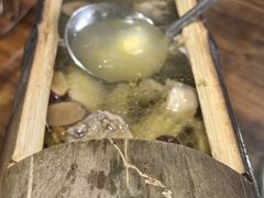-乡巴佬鼎锅饭