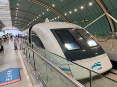 -龙阳路磁悬浮列车总站-停车场