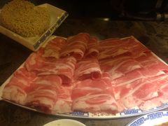 -月满大江经典火锅(任城路店)