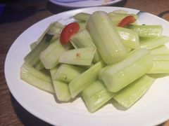 -清真·卡德尔大叔新疆主题餐厅(龙汇路店)