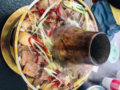 -撒拉人家.酸菜牦牛肉火锅