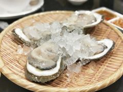 -J Daeng Seafood