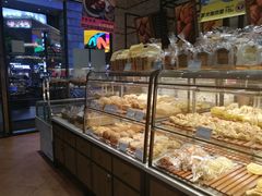 面包甜点陈列柜-天母蓝鸟西餐厅·烘焙蛋糕(十三碗店)