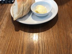 餐前面包-ROAST coffee & eatery