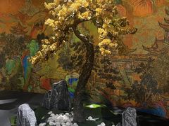 -梅龙镇广场