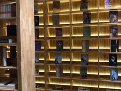 -新华书店(解放中路店)