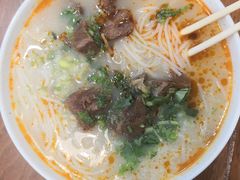 牛肉米粉-顺华粉馆(桃园南路店)