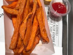 -FATBURGER 特富客汉堡(外交公寓店)