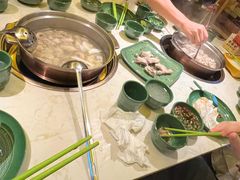 -润园四季椰子鸡火锅(卓越INTOWN店)