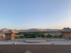 -敦煌山庄摘星阁