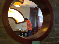 -佬钱湾仔(衣裳街店)