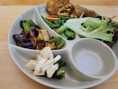 -素满香·全民食养自助(长宁龙之梦店)