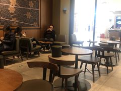大堂-星巴克(保定万博广场店)