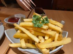 -Lia Cafe Bar Restaurant松山咖啡屋