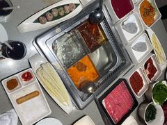 -海底捞火锅(让胡路万达店)