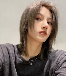 -BULB STUDIO 巴柏明星发型工作室