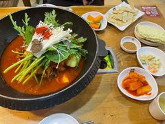 -喇喇排骨火锅·传统韩式脊骨汤(望京西园总店)