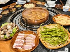 -阿山卓·野生菌火锅·纳西火塘烤肉