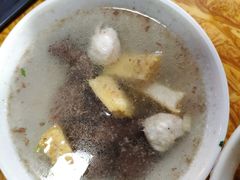 -松树干拌面店
