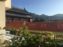 三亚亚龙湾华宇度假酒店(原三亚华宇皇冠假日酒)-三亚亚龙湾雅高美爵酒店