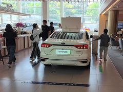 -上海协通福骋福特4S店(汶水路店)