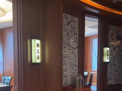 -八府香鸭·啫啫煲(华山路店)