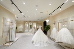 -南京宝娜嫁衣婚纱礼服馆(中央路店)