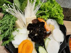-呷哺呷哺(新世界百货望京店)