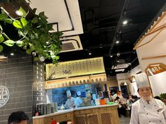 -馋三尺蟹粉小笼(人民广场店)