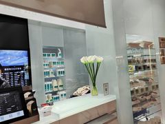 -福奈特洗衣·洗鞋·奢侈品护理 (闵行龙湖天街店)