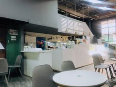 -ADO KAFE(大学城店)