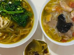 -越洋肖氏老米线(杨家坪店)