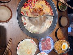 -萍姐火锅·公路夜市(武汉首店)