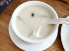 -渝半城经典川粤菜(重庆天地店)