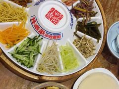 -怪噜范·老贵阳街头名小吃(鸿通城店)