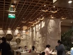 -雍和会海鲜姿造自助(湖东路店)