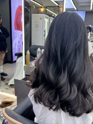 -藤野造型烫发染发