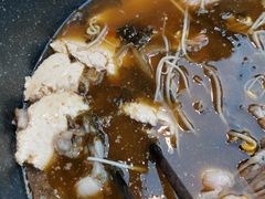 -佬缸炮江湖川菜(玉林店)