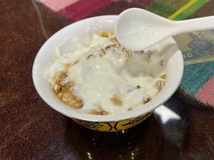酸奶-口口香小吃店